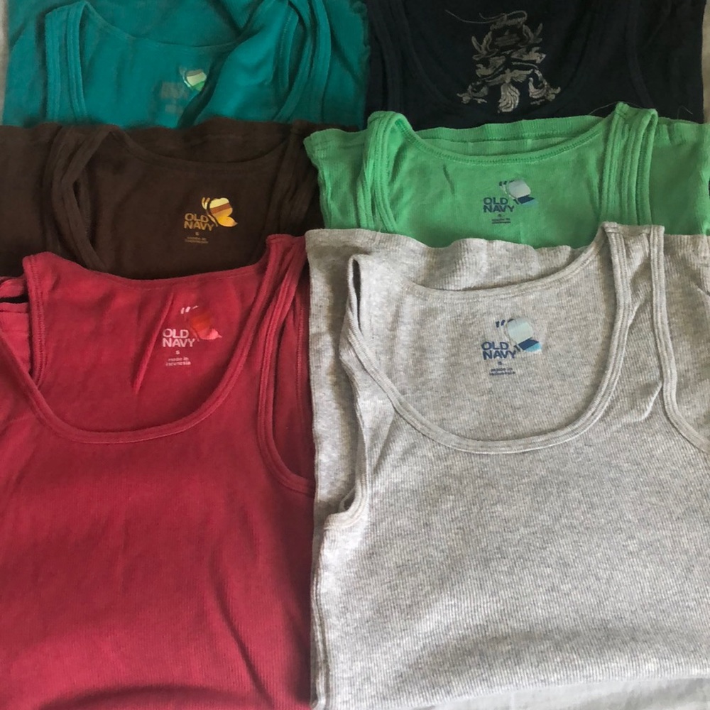 Set of 6 Ribbed Old Navy Tanks